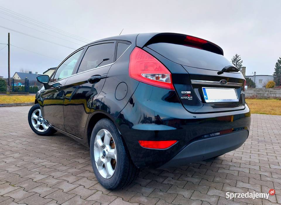 Ford Fiesta MK7 14 TDCi Titanium czarny sprzedam Radomsko