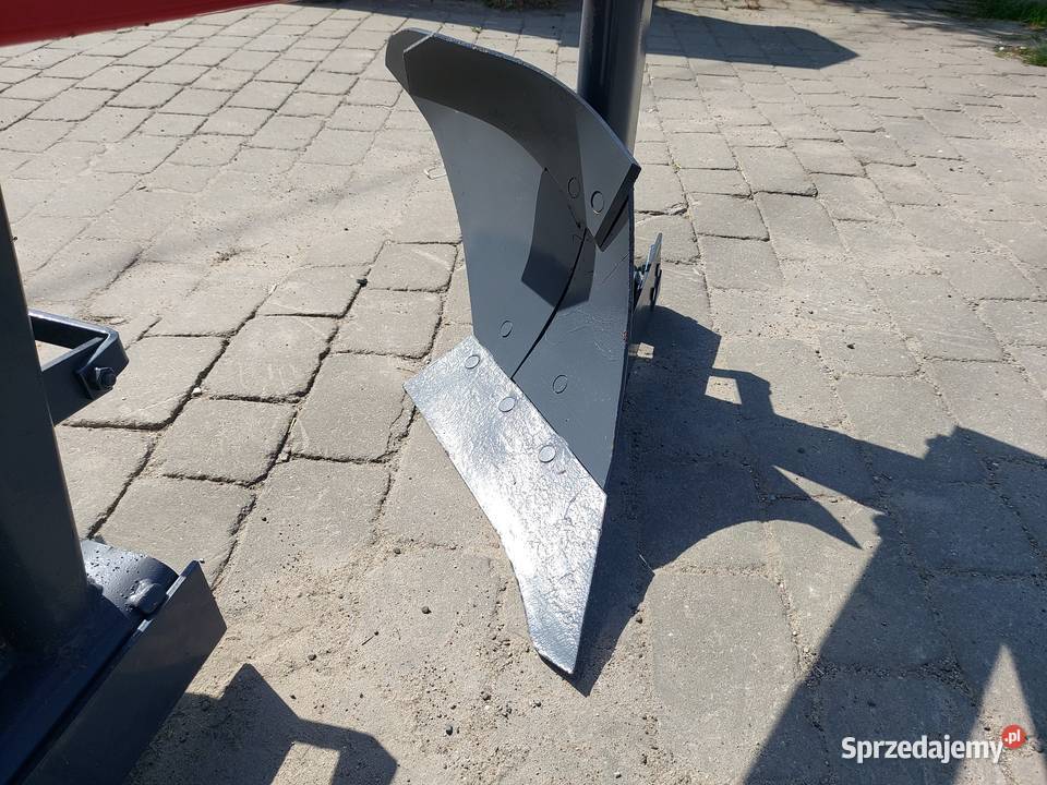 Pług zagonowy do orki 2345 skibowy łódzkie Mroczków Duży