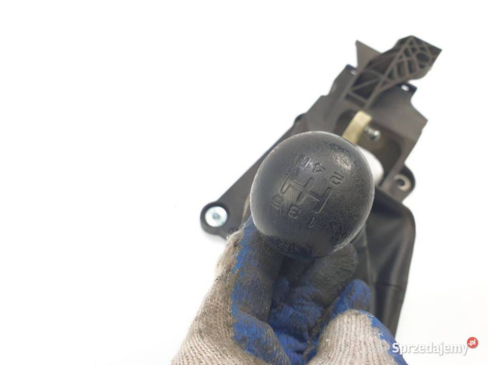 DŹWIGNIA ZMIANY BIEGÓW NISSAN NV 200 111191922 Lipno sprzedam