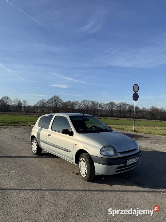 Renault Clio 2000r 12 Benzyn 145 Świeże Opony śląskie Gliwice