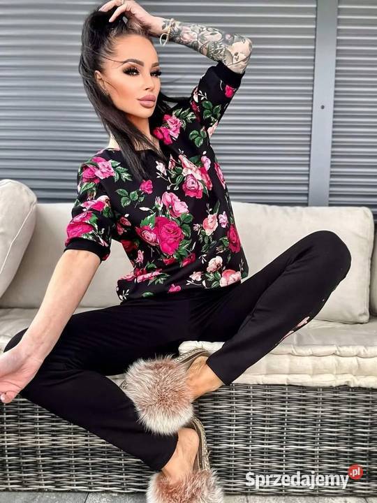 Komplet dresowy LXL kolorowy