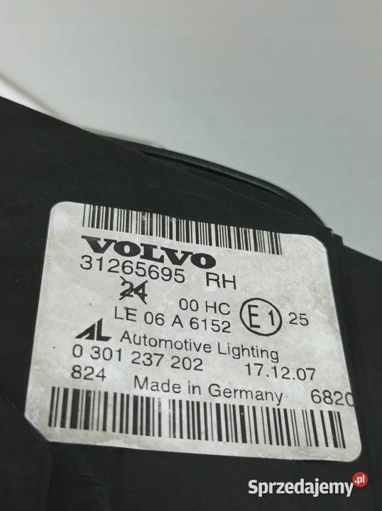LAMPA PRZÓD PRAWA EUROPA LIFT 31265695RH Volvo