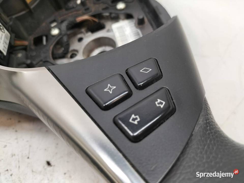 KIEROWNICA MULTIFUNKCJA LIFT LCI E63 Bmw Seria 6 Rok produkcji 2005