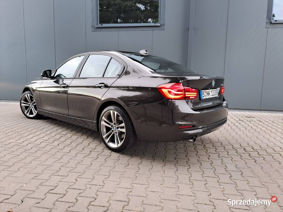 Bmw 3 318i Liftowe 16r mały przebieg 112 Rok produkcji 2016 Pleszówka