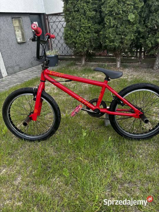 BMX btwin Decathlon BMX Czerniejewo