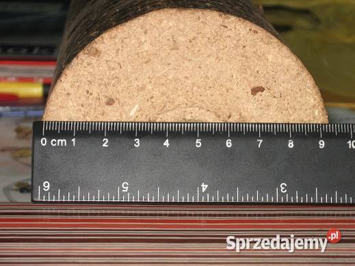 Holzbriketts Holzpellets Brennholz