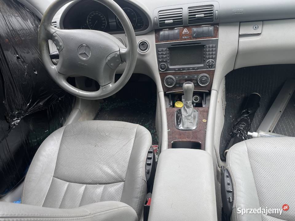 Mercedes C W203 M112 320 wersja Elegant Rok produkcji 2004 Długowola Pierwsza