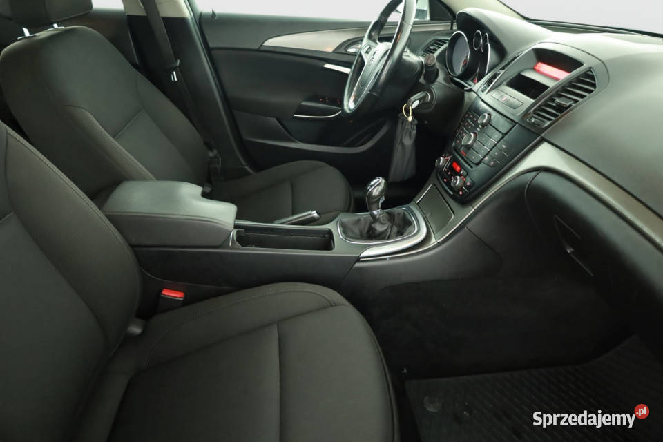 Opel Insignia 16 Turbo benzyna