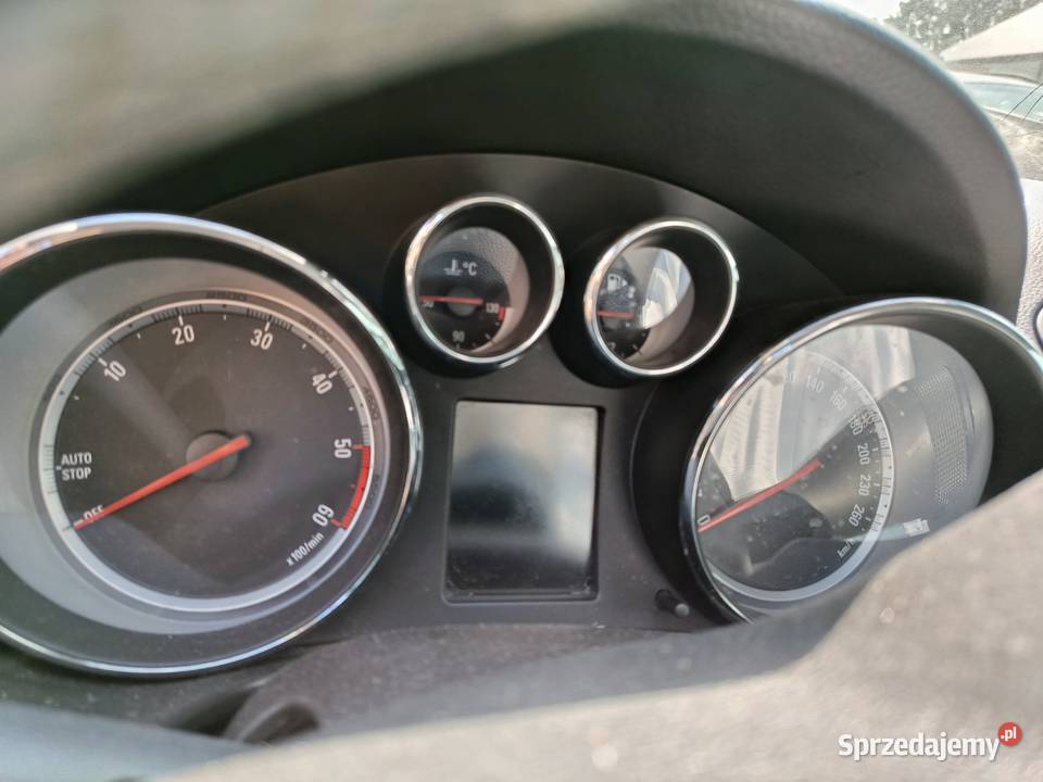 Opel Insignia 20 118 kw 2012 r dawca części wielkopolskie Szklarka Myślniewska