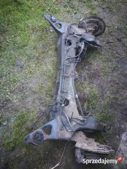 Belka oś tylna Citroen Xantia Rok produkcji 1998 Chełm