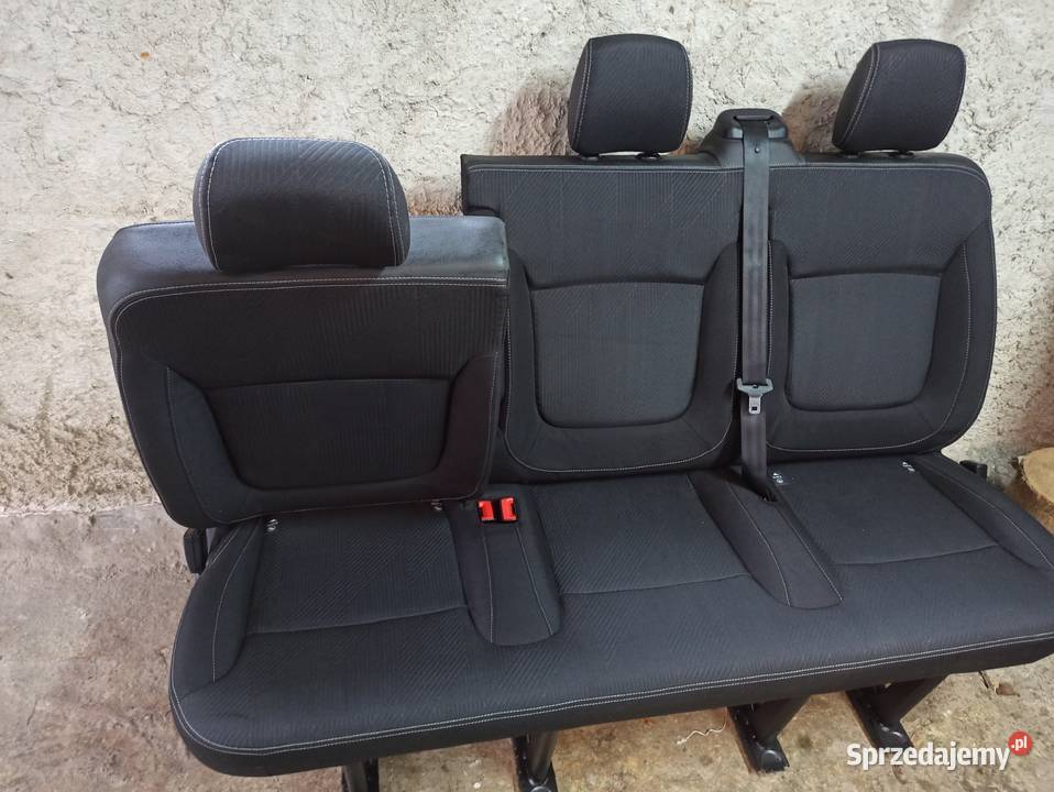 Renault Trafic III 3 Fotfle tył drugi rząd dolnośląskie Bolesławiec