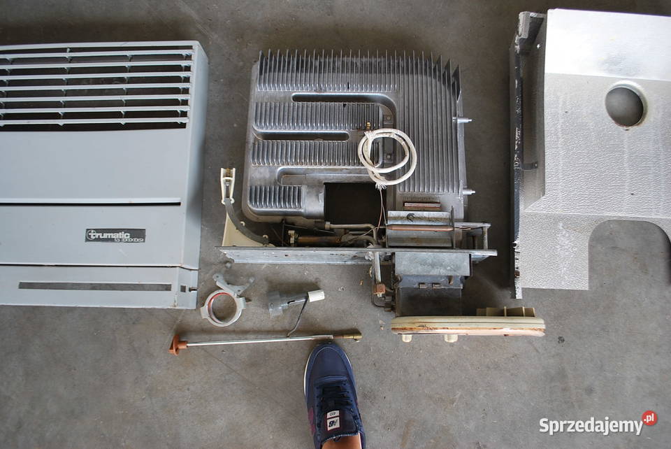 TRUMA TRUMATIC S3002 PIECOGRZEWANIE GAZOWE mazowieckie Grzebowilk sprzedam