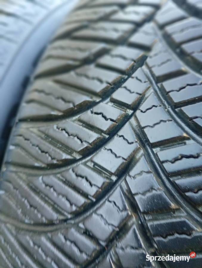 Sprzedam używane opony wielosezonowe 185x60x15 Samochodowe