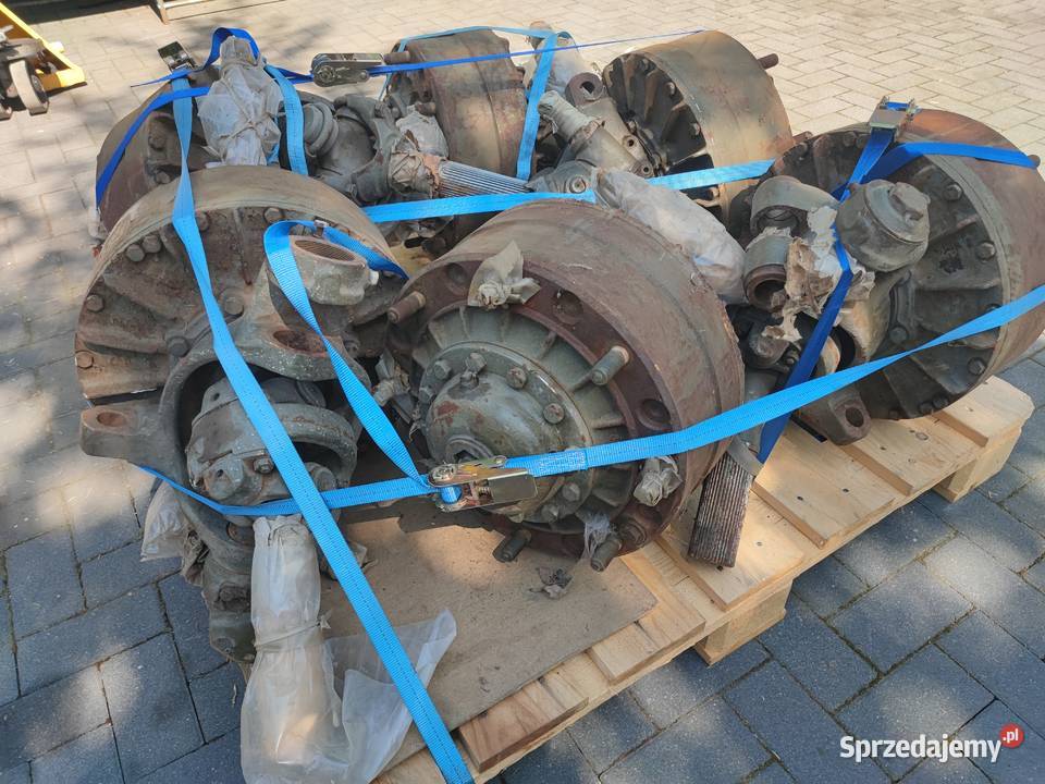 Transporter opancerzony SKOT OT64 części sprzedam