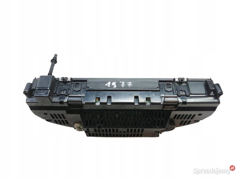 LICZNIK A2049000905 MercedesBenz Cklasa III