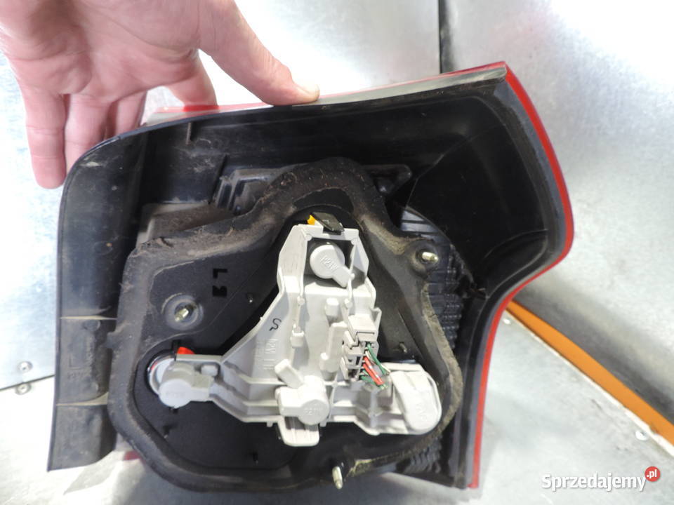 LAMPA LEWA TYLNA TOYOTA COROLLA E12 HB FL Części samochodowe Nowy Sącz