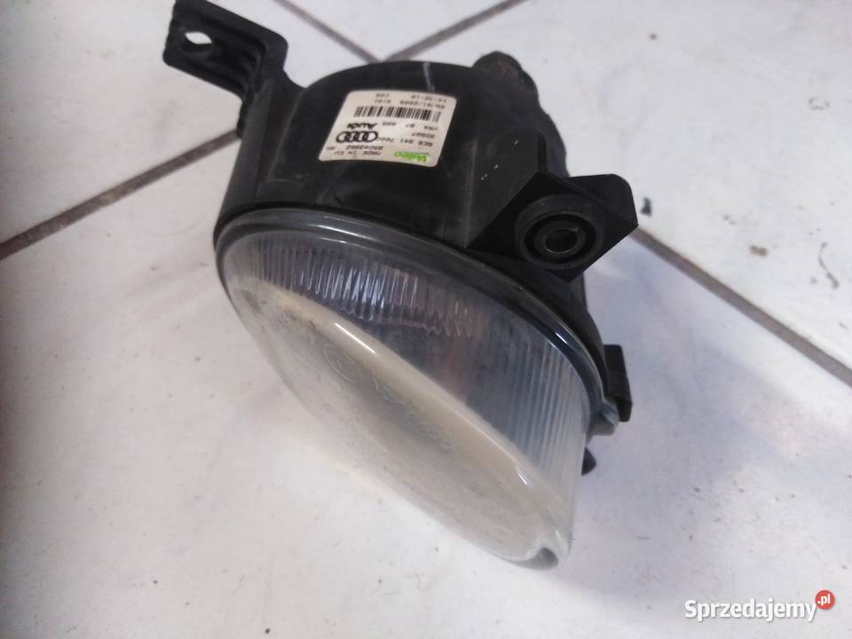 Halogen prawy Audi Oświetlenie Legionowo