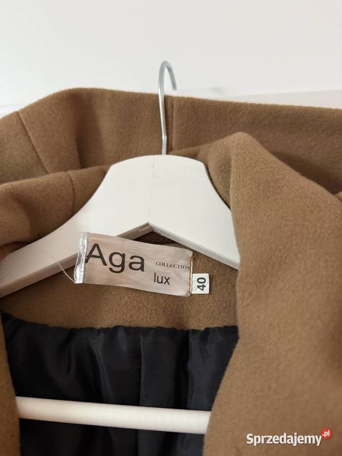 Beżowy płaszcz Aga Lux Collection Rozmiar 40 Rybnik