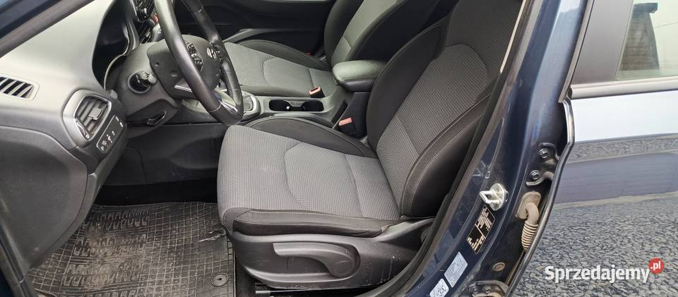 Hyundai i30 15 DPI 2022 granatowy Dąbrowa Górnicza