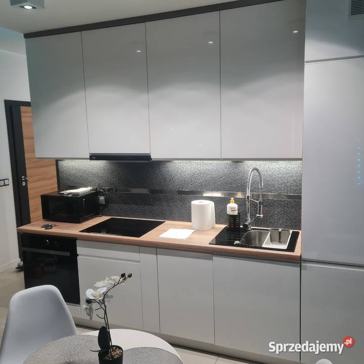 Wynajmę piękne mieszkanie z widokiem na Odrę we sieć Wrocław