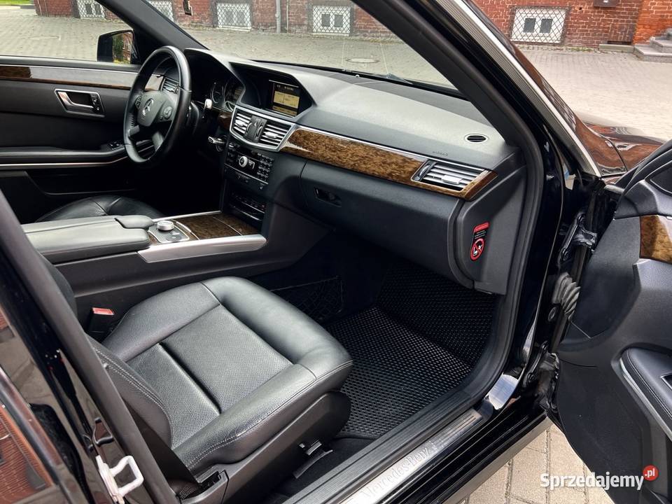 Mercedes E220d 2013r 22 Bluetec 170 7G tronic Olsztyn