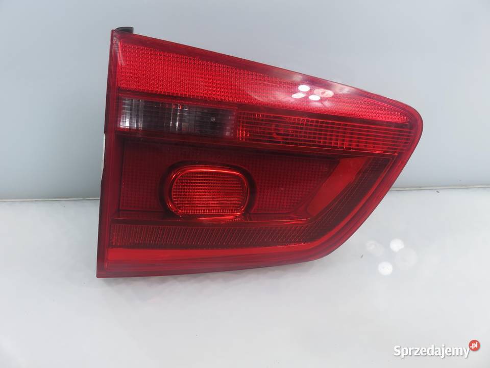 LAMPA PRAWA TYLNA KLAPA VW TOURAN II 1T0945094