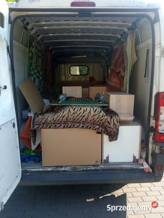 Przeprowadzki Transport Szafki Komoda Łóżko Sofa Warszawa