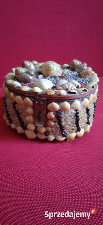 Stare ozdobna skrzyneczka Świdnica