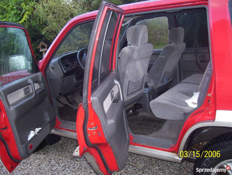 Terenowy Opel MontereyIsuzu Troper 7osobowe napęd 4x4