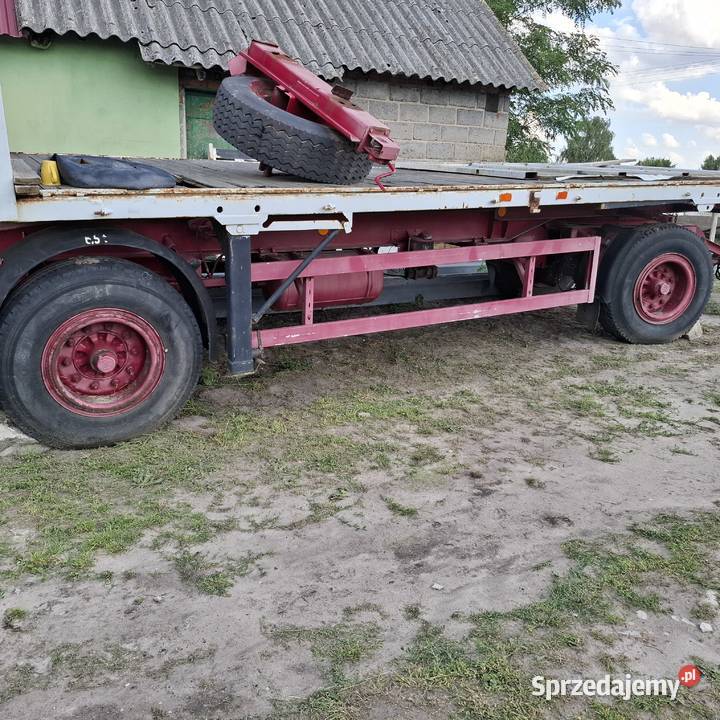 Przyczepa do balotów srzyniopaletwywrotki Błaszki sprzedam