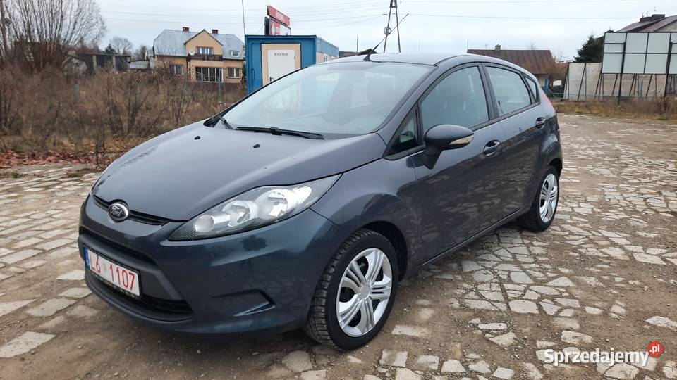 Ford Fiesta 125 Benzyna 2012 r Klima sprawna wielofunkcyjna kierownica Kraśnik