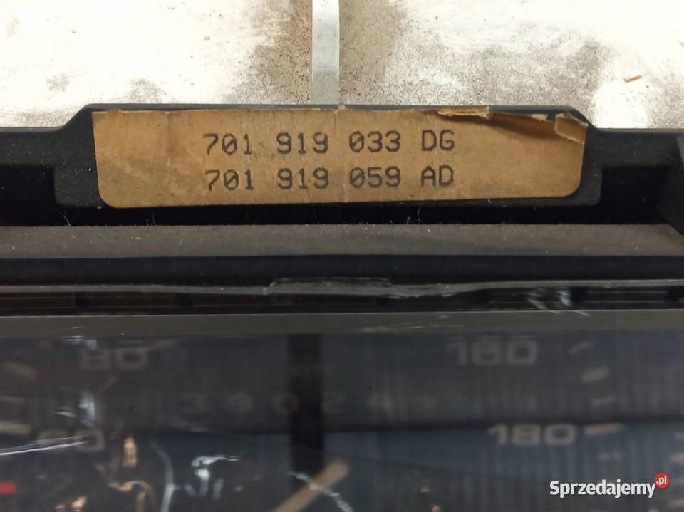 LICZNIK 701919033DG 701919059AD 20 B 84 VW świętokrzyskie