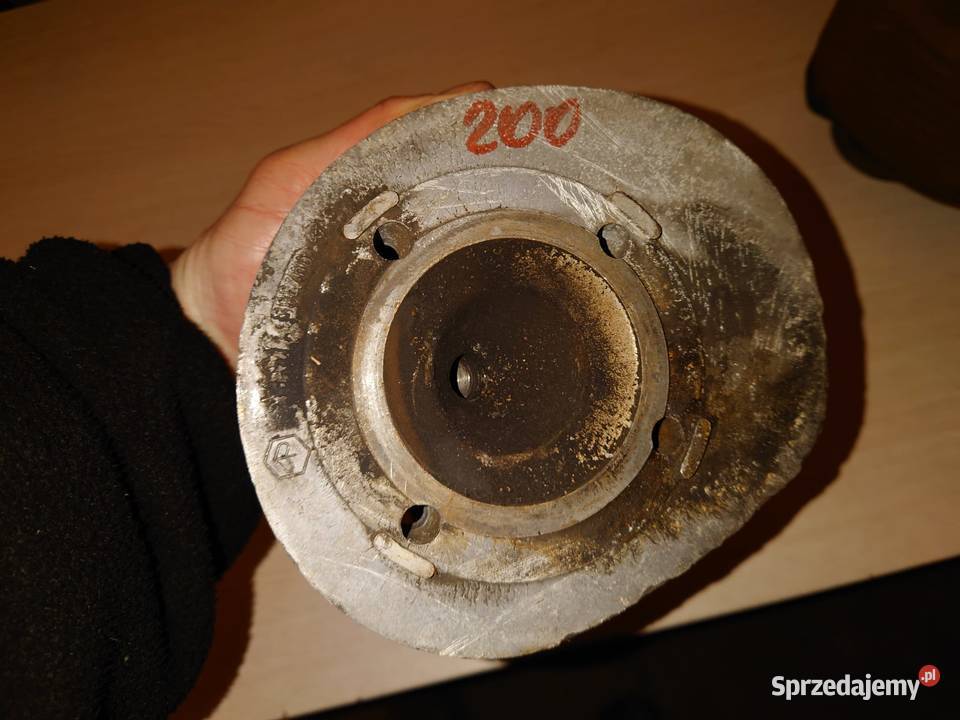 Vespa 200 cylinder plus glowica dolnośląskie Oleśnica sprzedam
