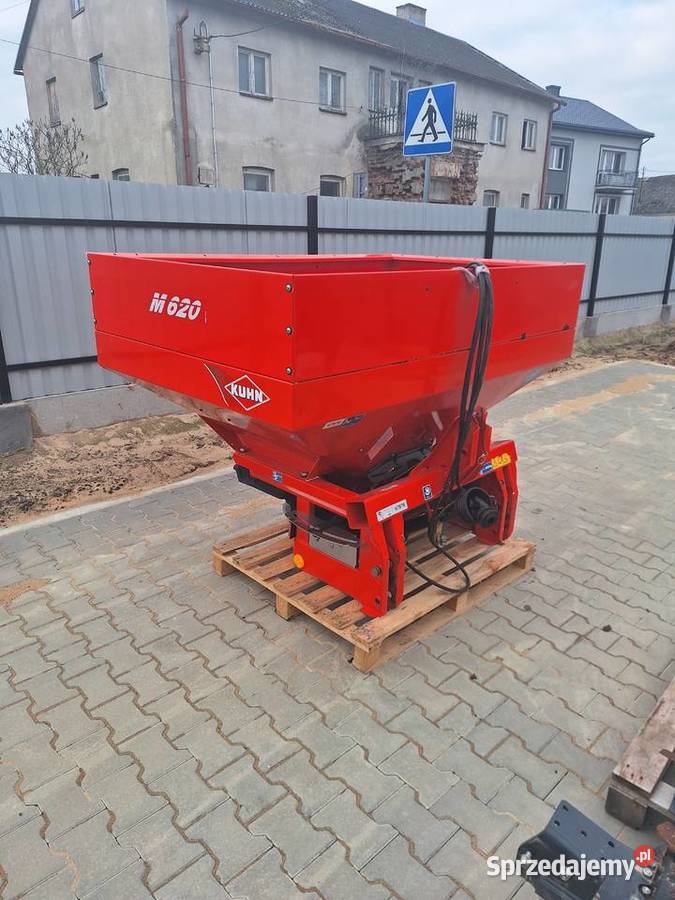 Rozsiewacz do nawozów Kuhn Rauch Ładowność 1600 Łomża sprzedam