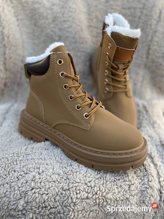 Trzewiki Śniegowce ocieplane 38 sprzedam