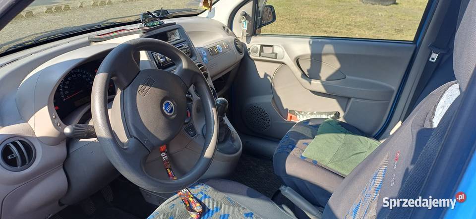 Fiat Panda 11 Benzyna z 2005 roku w stanie Rok produkcji 2005 mazowieckie Myszczyn
