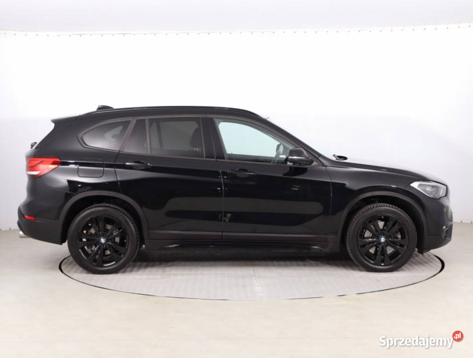 BMW X1 sDrive20i mazowieckie