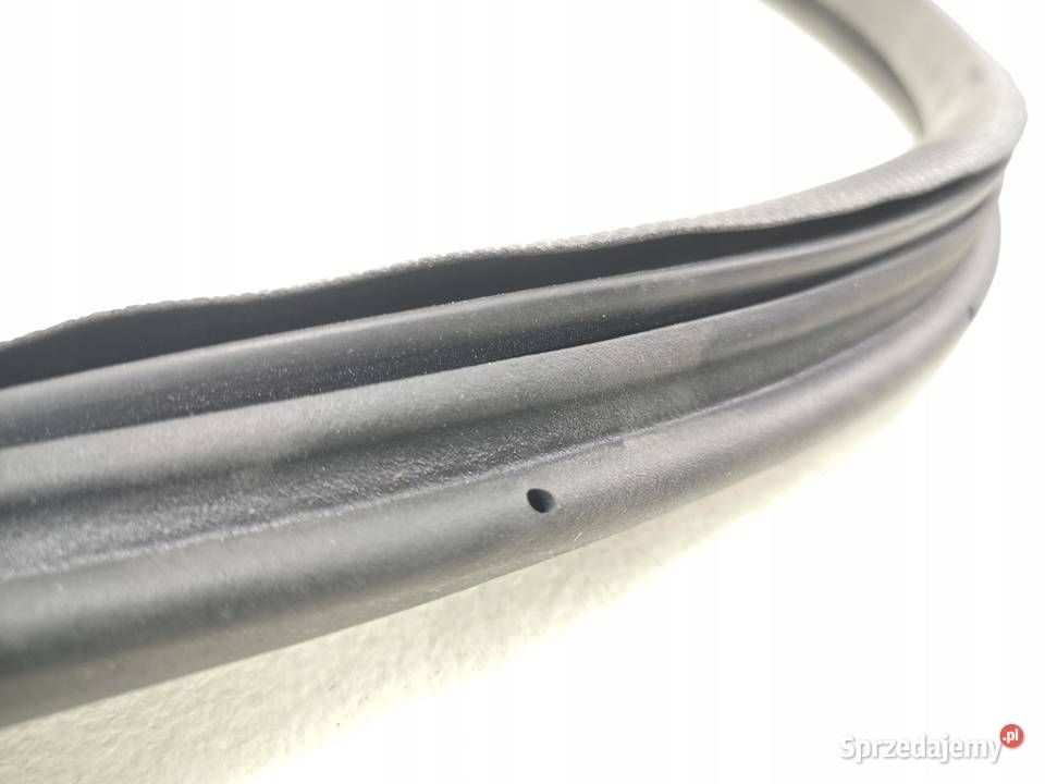 USZCZELKA DRZWI PRAWY PRZÓD FIAT BRAVA 19951998 osobowe