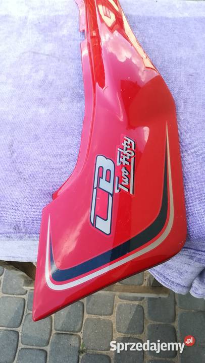 Ogon owiewka Honda CB 250 Two Fifty Księżyno sprzedam