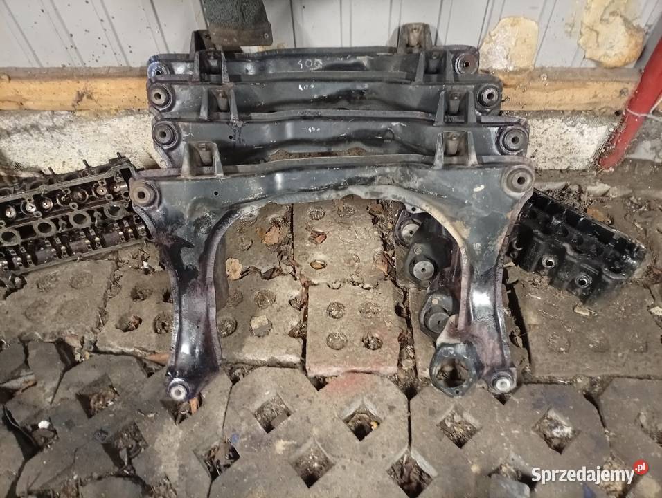 Kołyska sanki audi 80 b4 rama szczątkowa