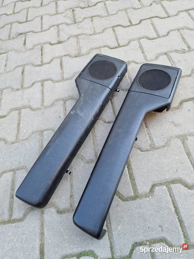 Kieszenie drzwi z maskownicami głośników vw golf Skoczów