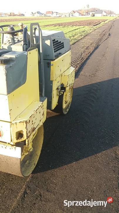 Walec bomag 2t z wibracją Zwoleń