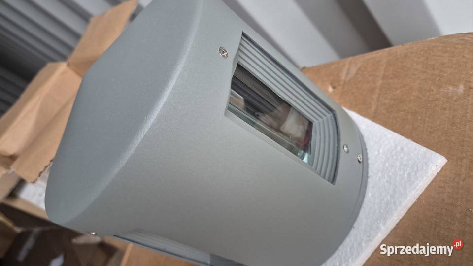 Lampa oprawa czterokierunkowa Dom i Ogród sprzedam