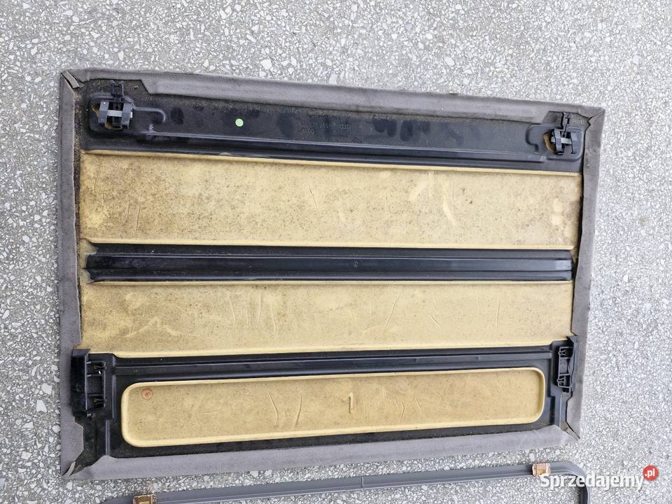 AUDI 80 B4 Tapicerka szyberdachu Podsufitka
