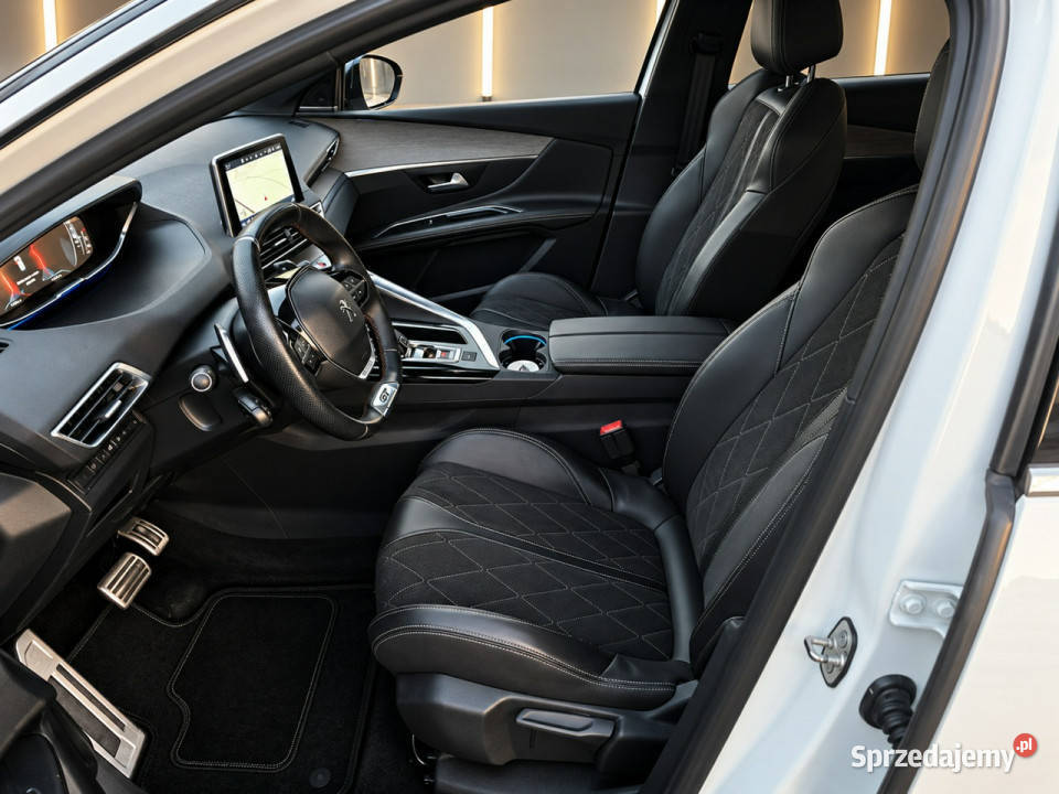 Peugeot 3008 GT20 diesel 180 koniautomatkamera garażowany