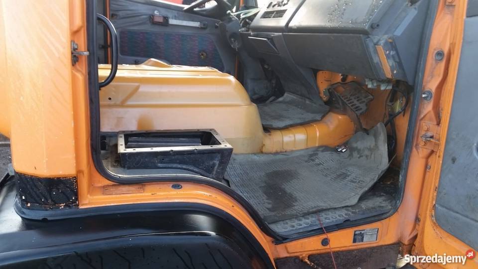 Kabina Mercedes 814 817 1117 1320 Rzędowice sprzedam