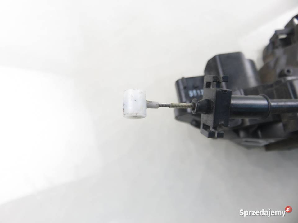 ZAMEK PRAWY TYLNY FORD S I WA6 AM2AR26412BB osobowe