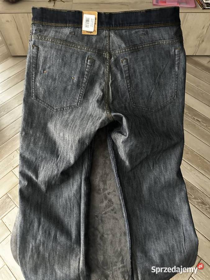 Męskie dżinsy Wrangler regular W32 L32 Rozmiar L Odzież codzienna łódzkie
