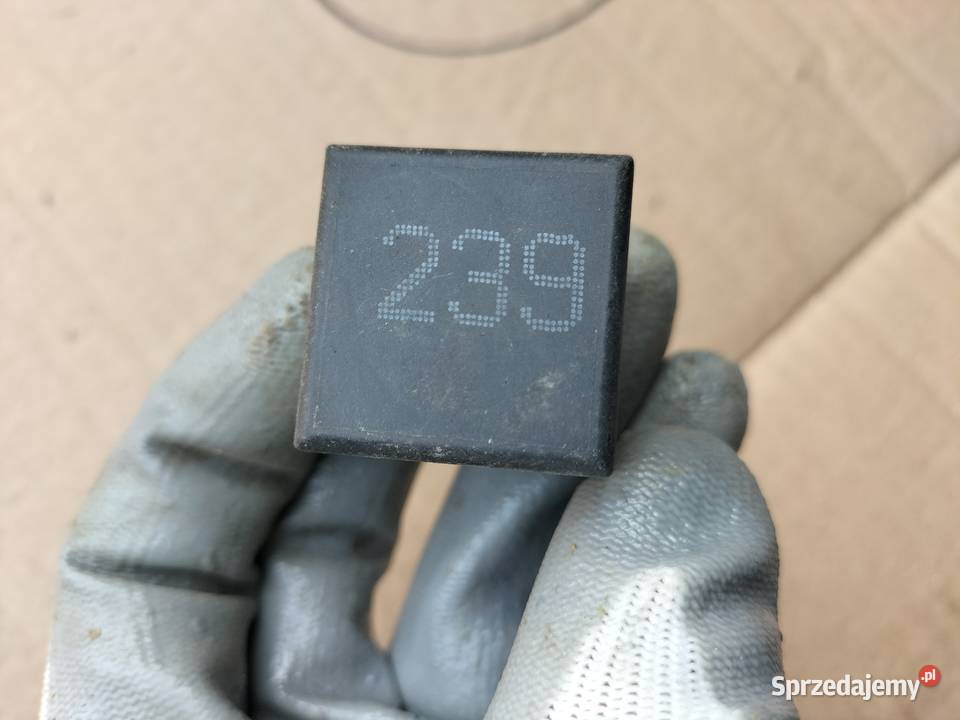 PRZEKAŹNIK SKODA AUDI VW 239 445955529A Kamień-Kolonia