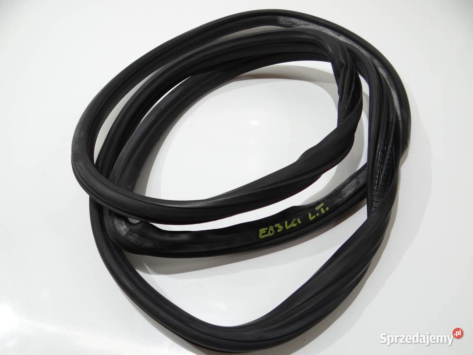 USZCZELKA DRZWI LEWY TYŁ BMW X3 E83 LCI osobowe Strzyżewice sprzedam